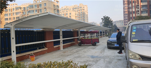 膜結(jié)構(gòu)車(chē)棚